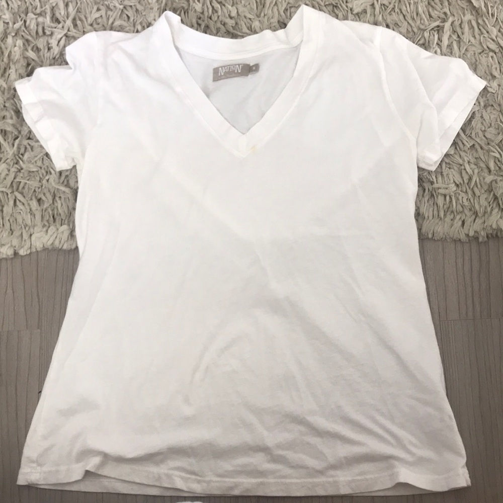 Basic white v neck tee